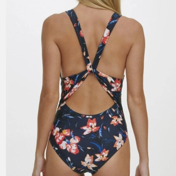 NWT! Tommy Hilfiger Navy Blue Floral Tummy Control One Piece Swimsuit NEW! - Picture 3 of 3